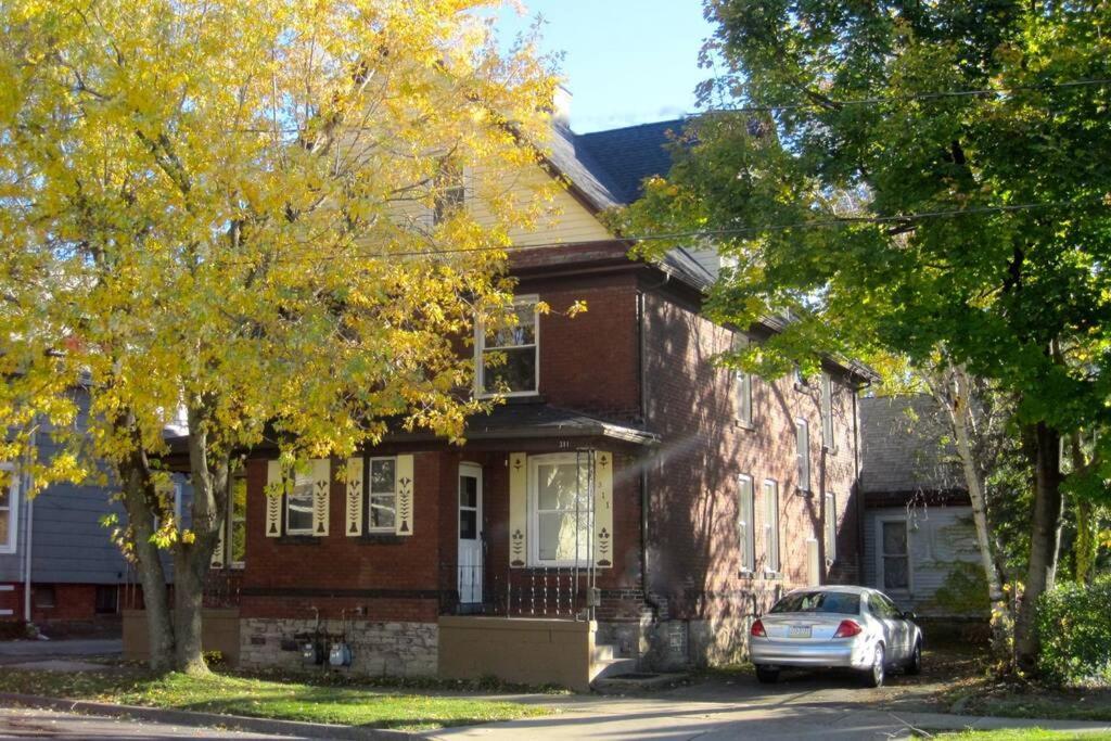 Great Gorge Guesthouse - Walk To The Falls, The Casino And All Downtown Restaurants - Across From The Aquarium Niagara Falls Esterno foto
