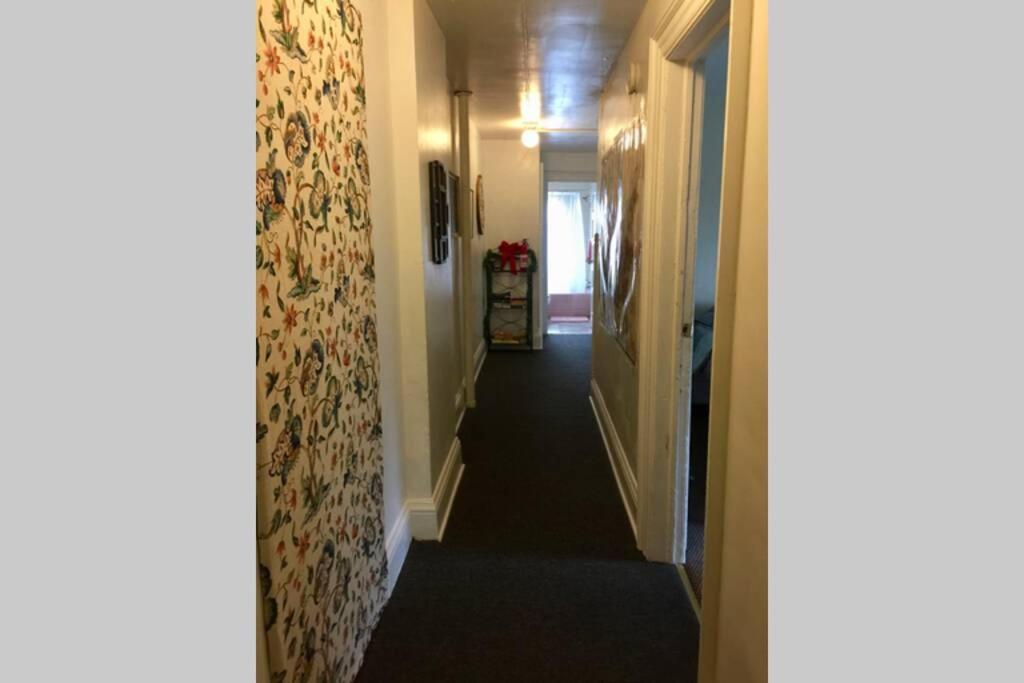 Great Gorge Guesthouse - Walk To The Falls, The Casino And All Downtown Restaurants - Across From The Aquarium Niagara Falls Esterno foto
